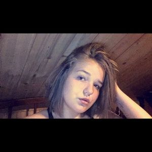 Meet your Posher, Carissa